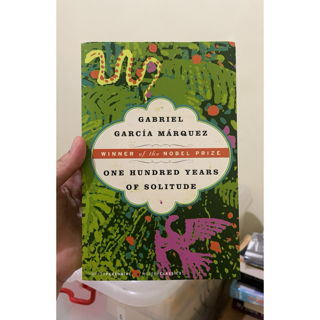 BUKU : (preloved) ONE HUNDRED YEARS OF SOLITUDE