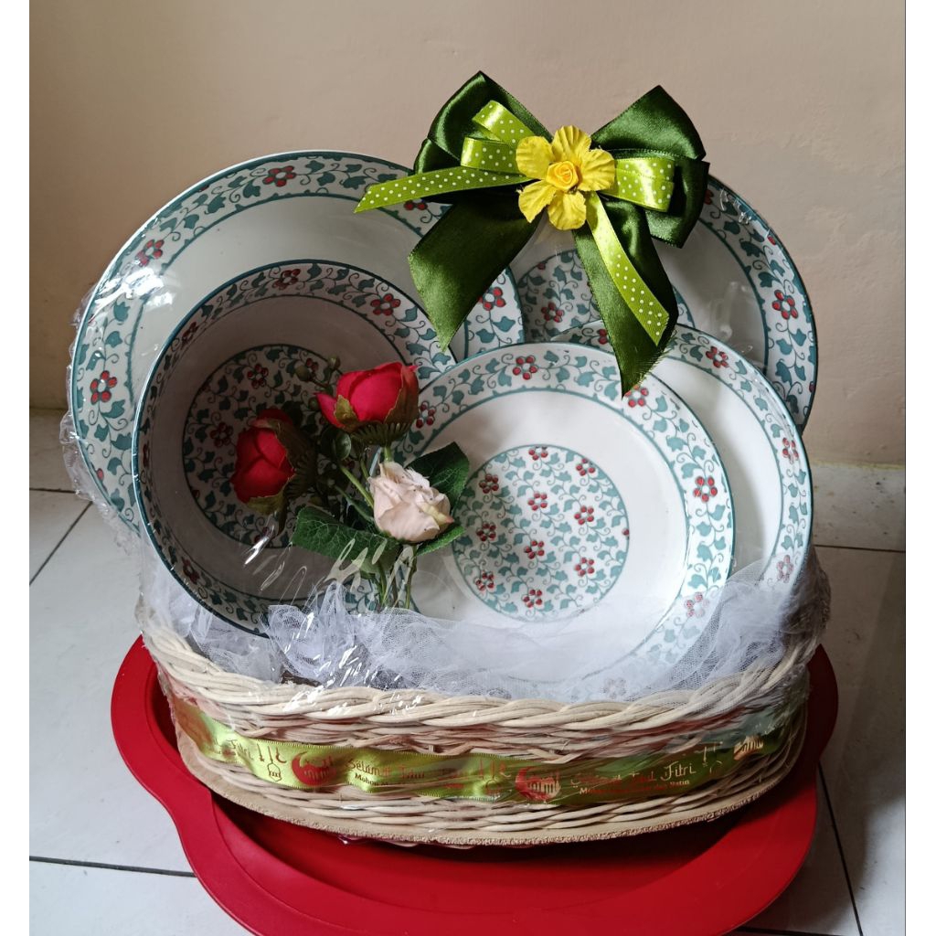 Parcel Lebaran / Hampers Piring Keramik