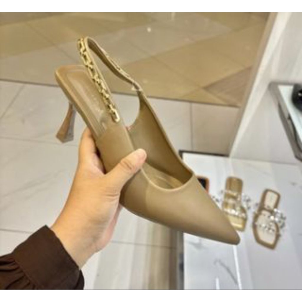 HEELS URBAN N CO PRELOVED