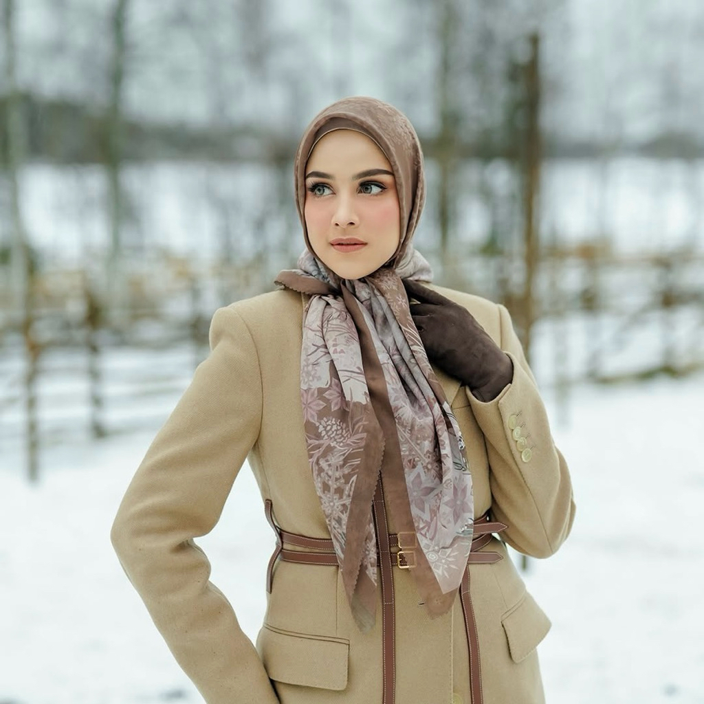 Buttonscarves Disney's Frozen