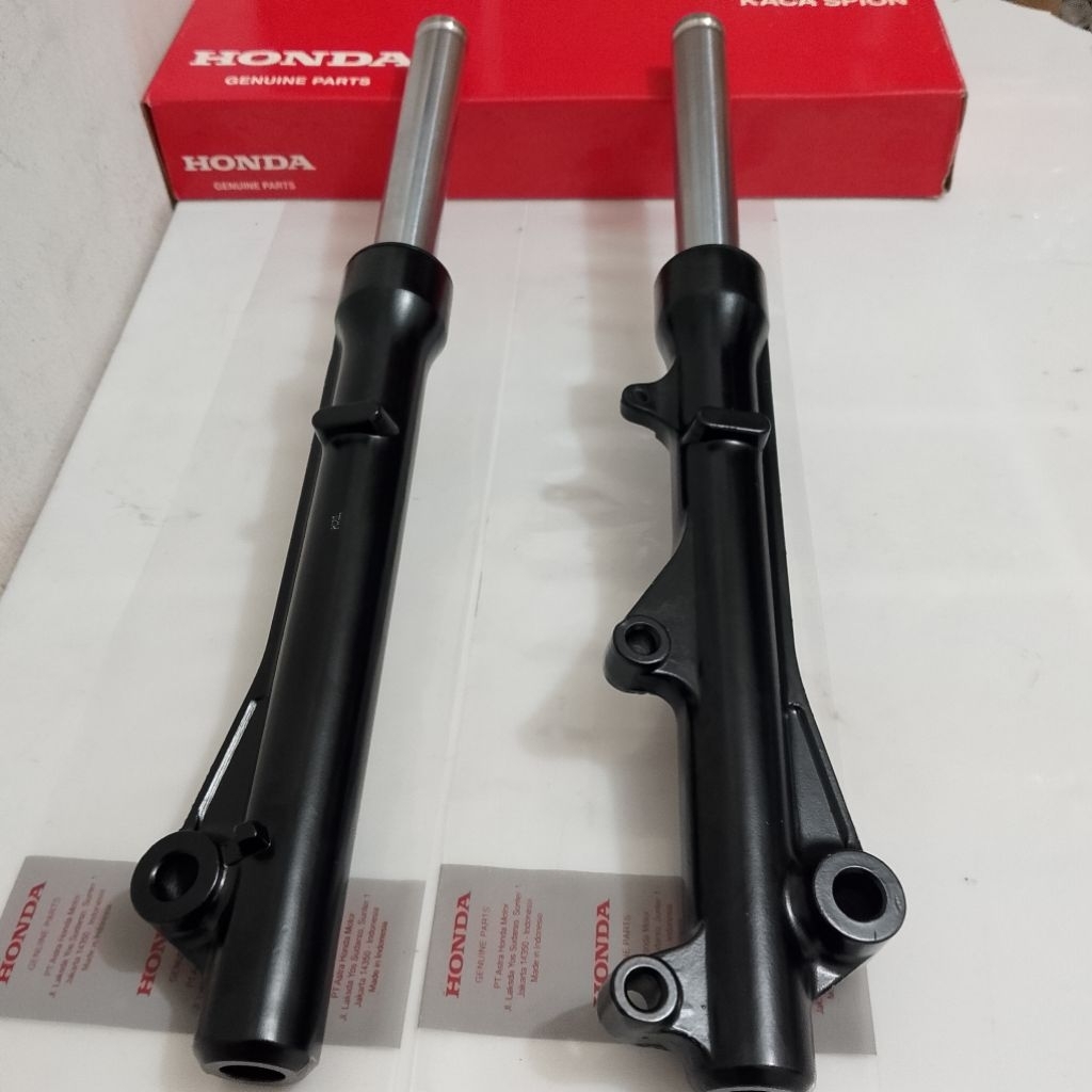 Shock depan komplit+tabung vario 125 old vario 125 techno KZR vario 125