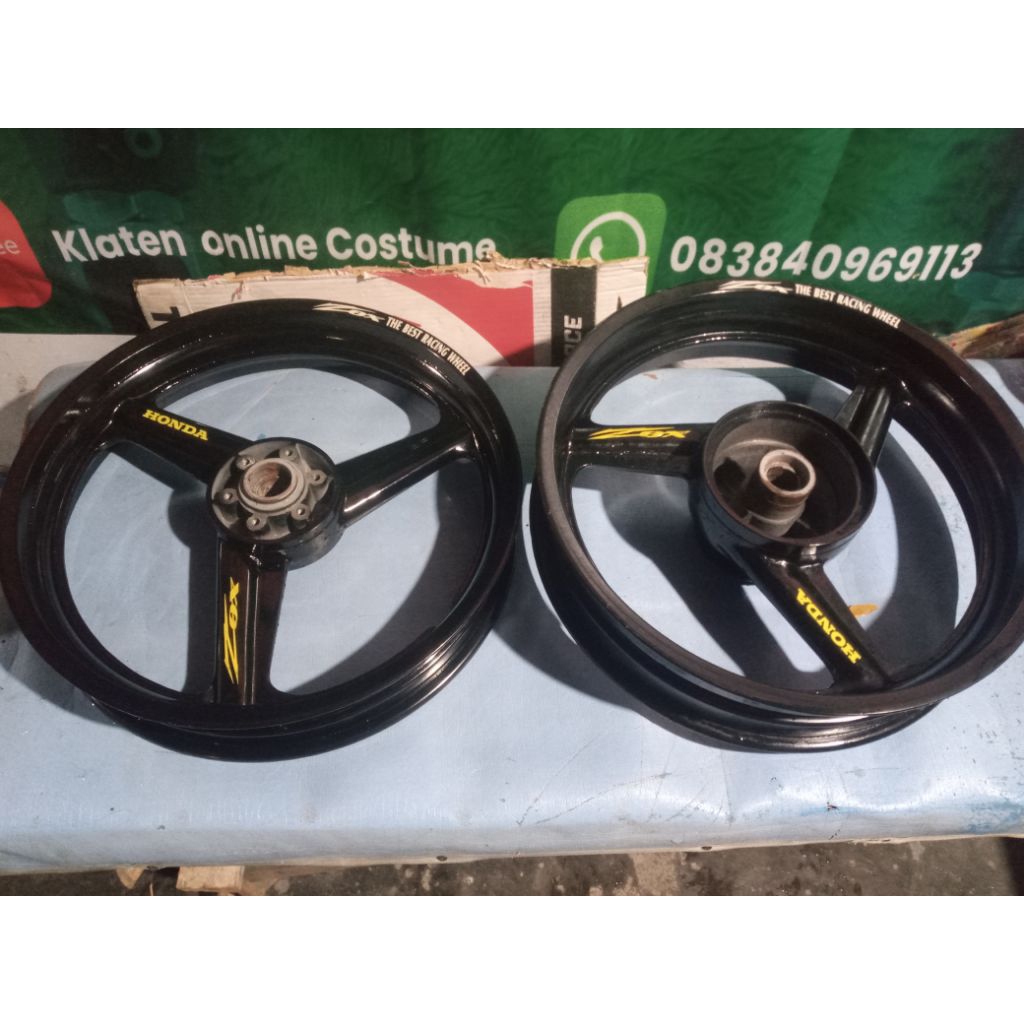 velg Recing Tiger Revo tapak lebar merk zox ring 17