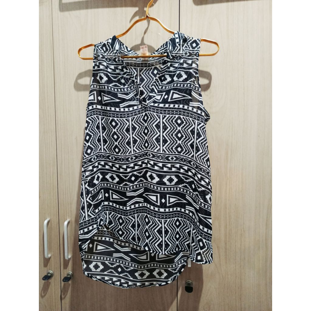 Blouse transparan outer wanita