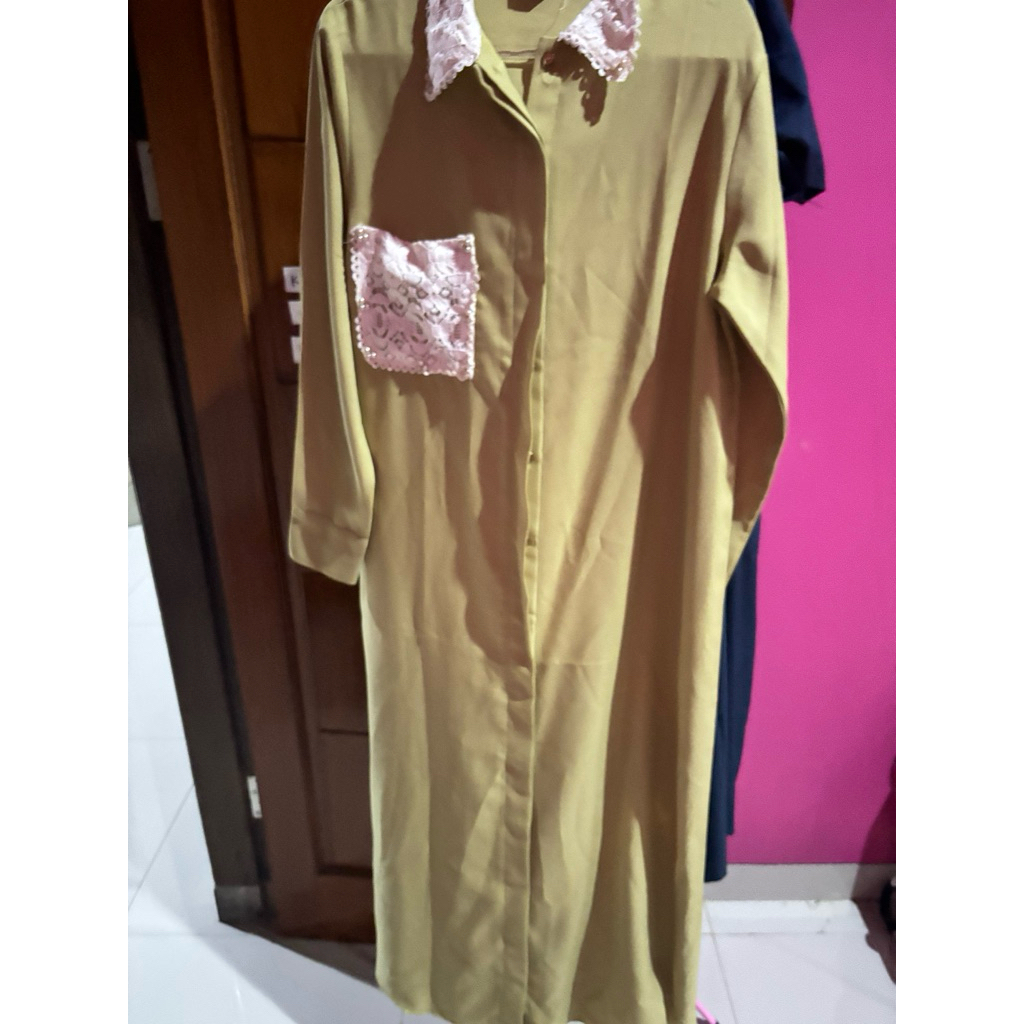 Naia dress preloved size M