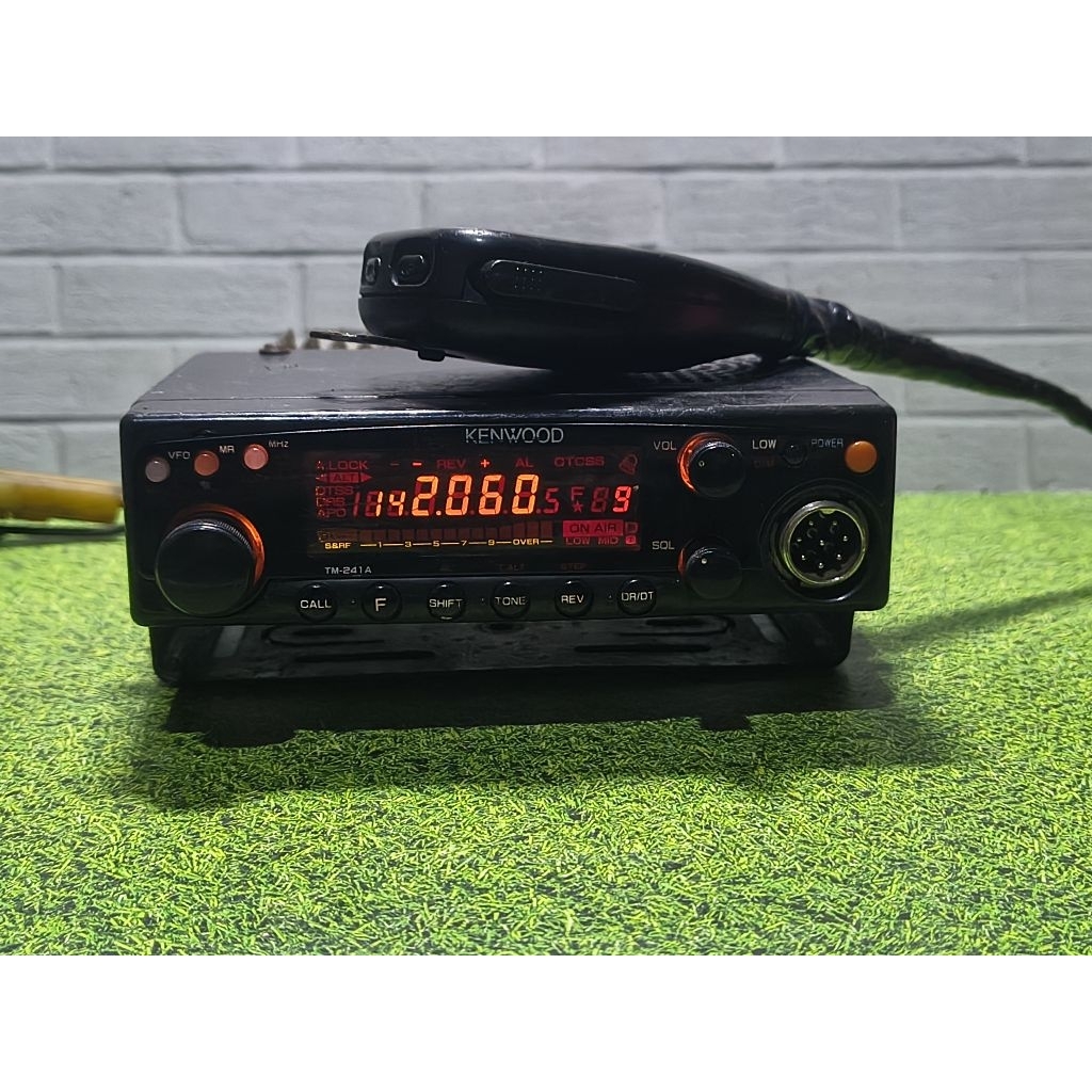 Rig Kenwood TM 241a