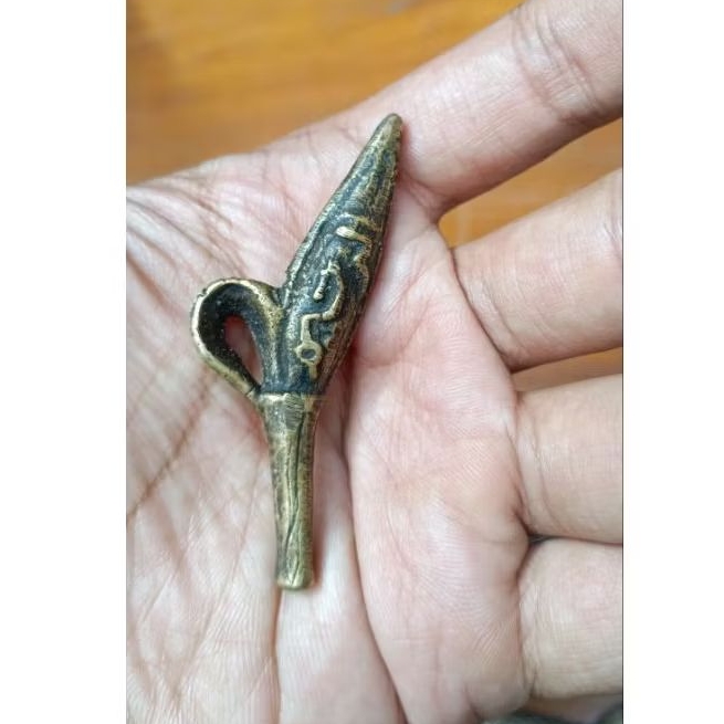 jimat kuningan kembang kanthil antik lawas kuno