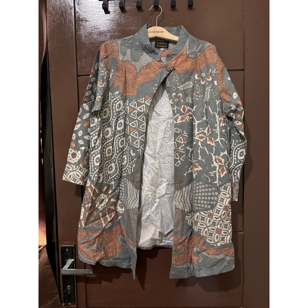 PRELOVED BATIK OUTER