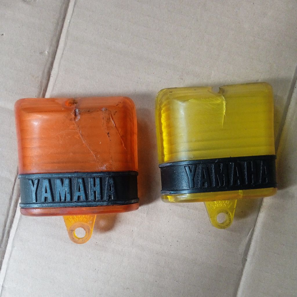 mika lampu senja Yamaha v75 original
