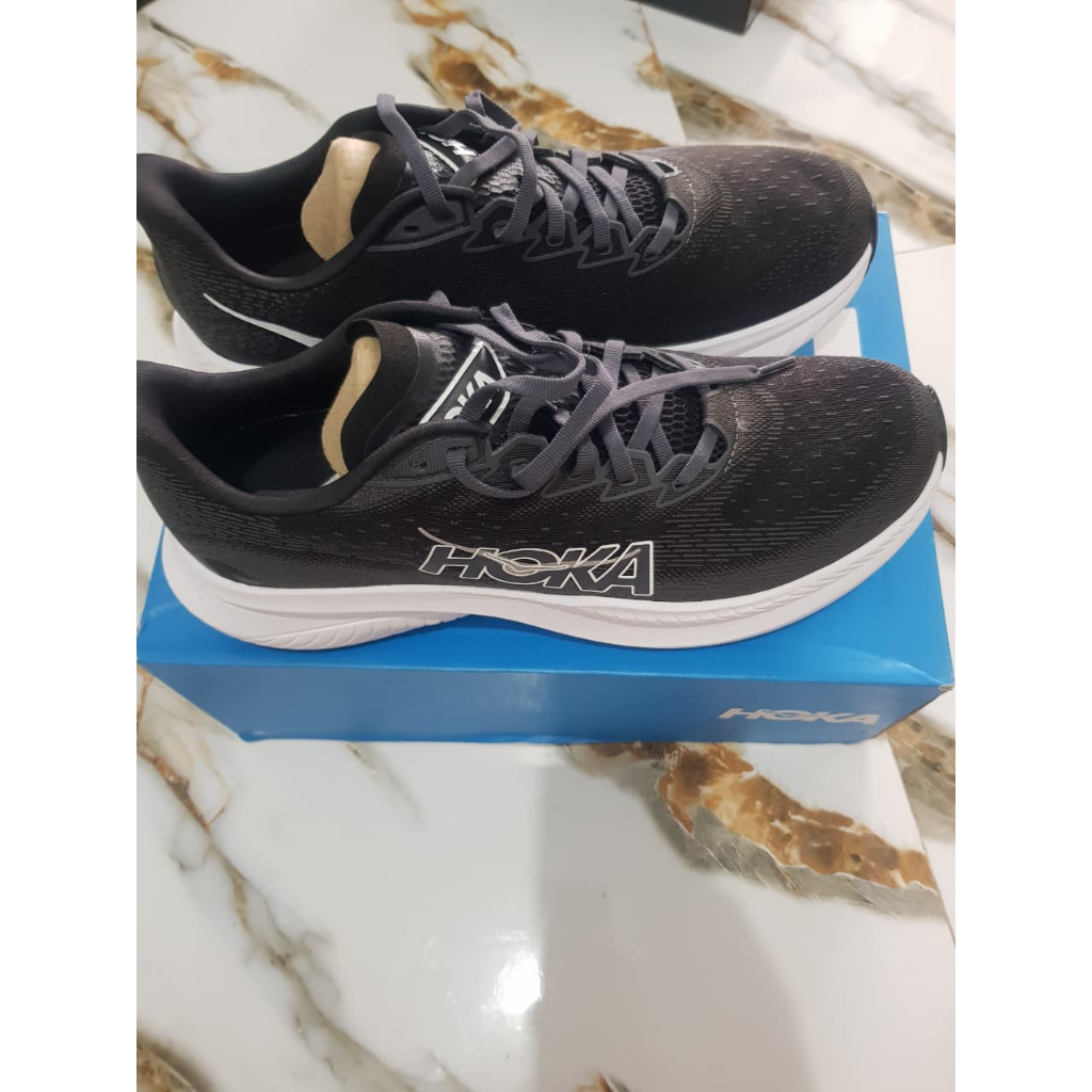 HOKA MACH 6