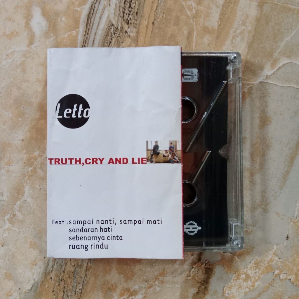 Kaset pita Letto - Truth, Cry, and Lie