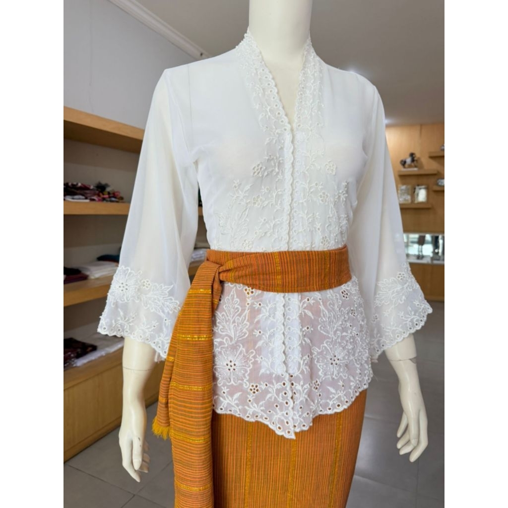 kebaya bordir putih payet bunga kecil