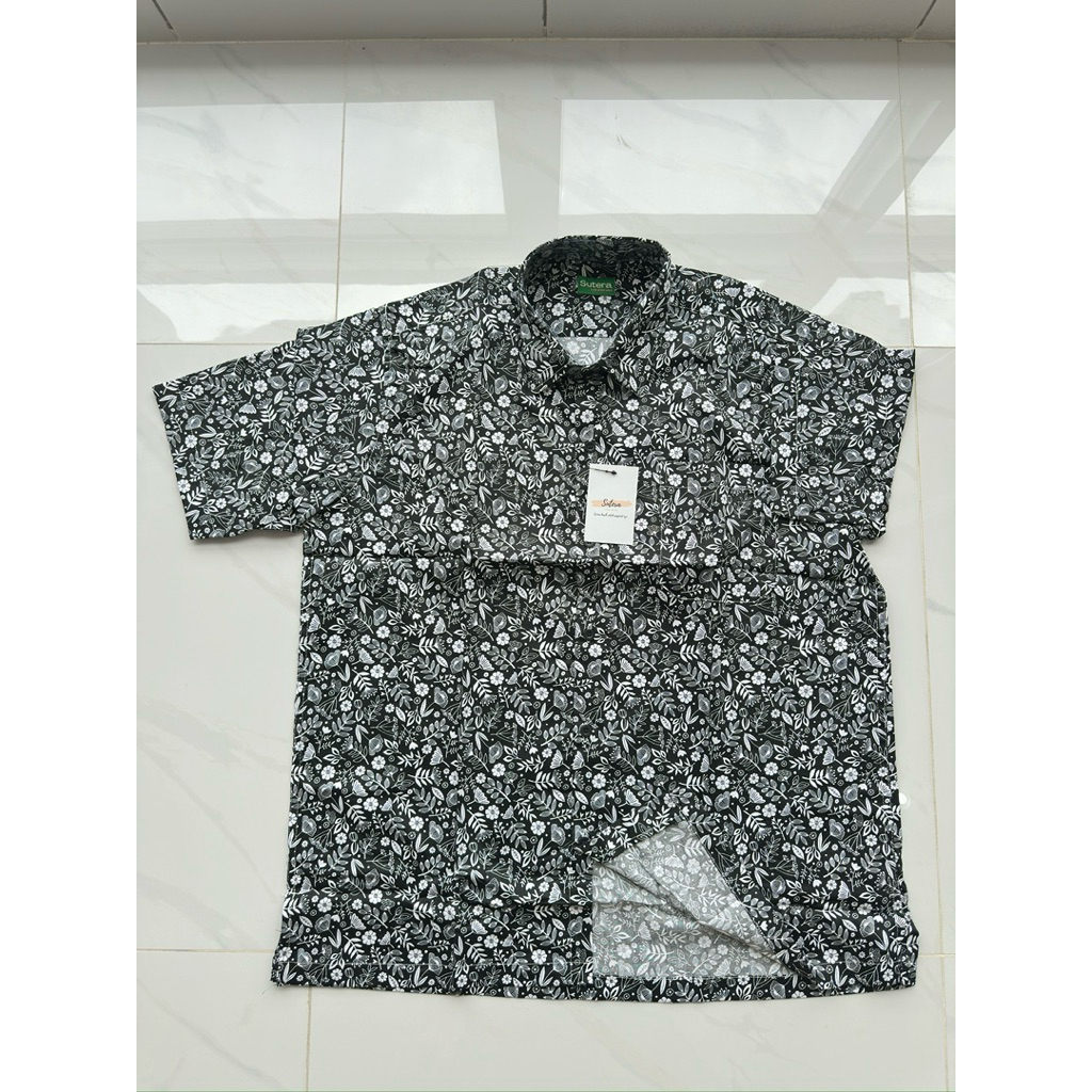 KATUN JEPANG kemeja pendek pria reguler fit motif daun bunga