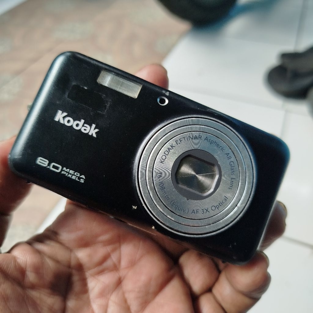 Kodak easyshare V1003 second layak pakai.