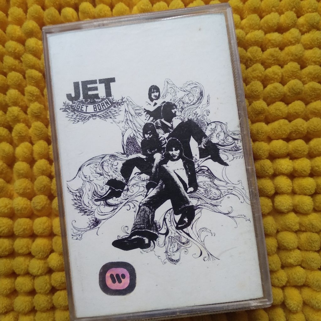 KASET PITA JET - GET BORN