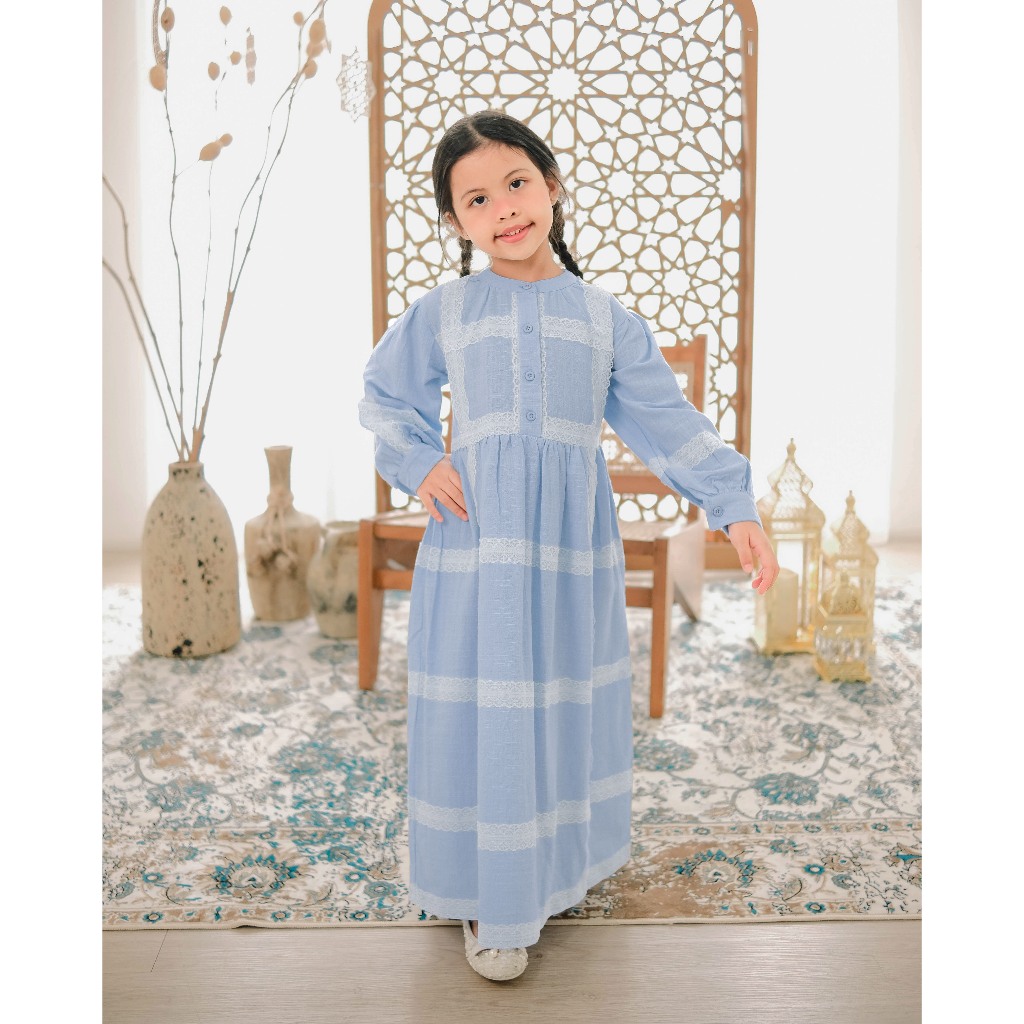 Ainaya Lace Maxi Dress | Hunny Bunny | Gaun Muslimah Anak | Dress berkerah | Gamis Renda Anak