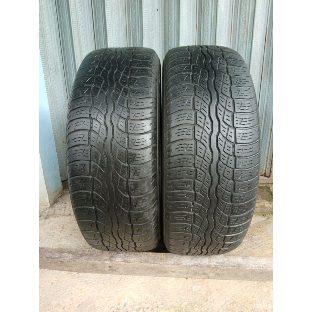 Ban bridgestone 235/60 R16