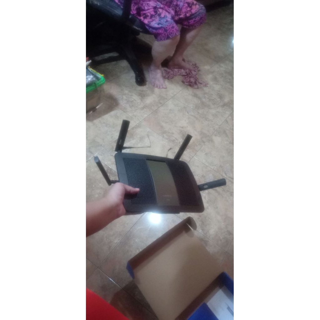 Router Linksys E8350 4ANTENA normal bos