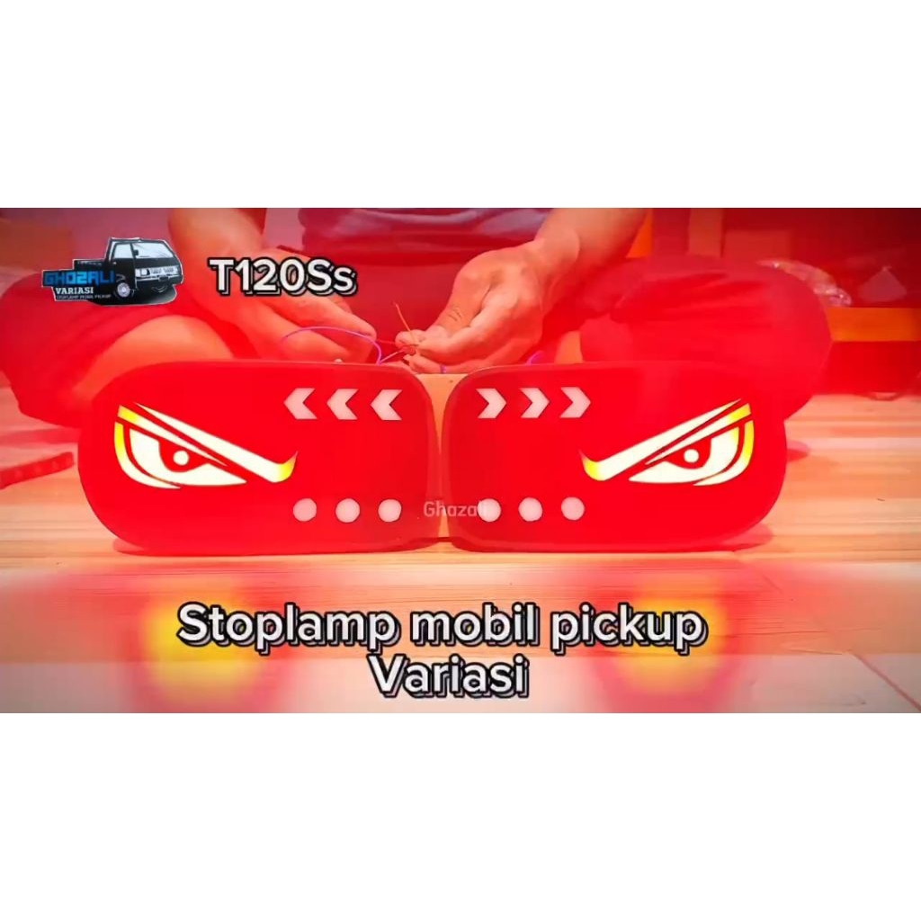 Lampu belakang mobil pickup Mitsubishi T120ss lampu rem stoplamp 12 volt LED