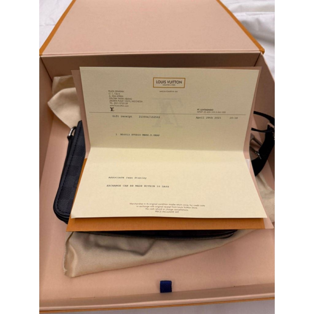 Preloved Louis Vuitton SlingBag