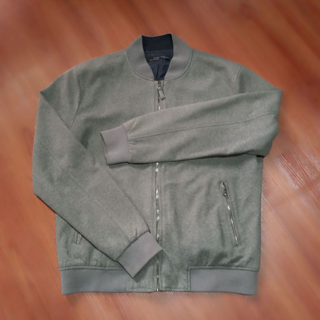 Preloved Jaket Bomber  Zara