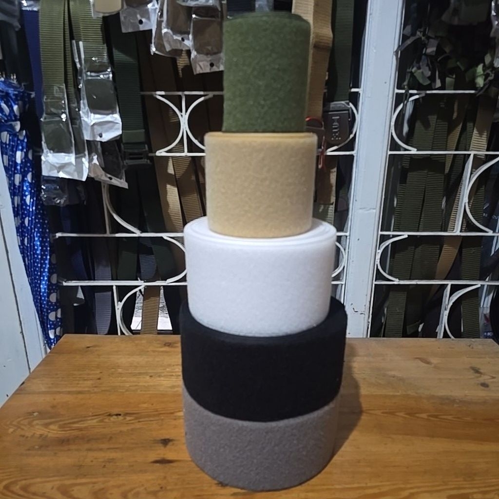 Prepet/velcro Halus dan kasar lebar 10cm atau 4" Meteran