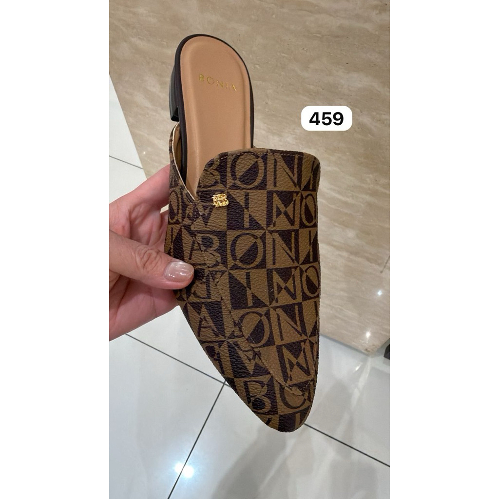 sandal bonia original monogram