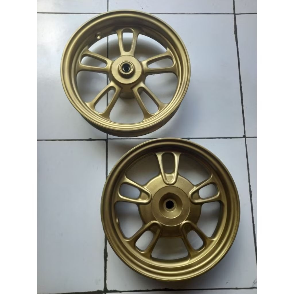 Velg depan belakang Scoopy fi 2023-2025 original cabutan