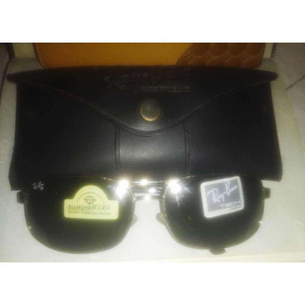 Ray-Ban Original Sunglasses