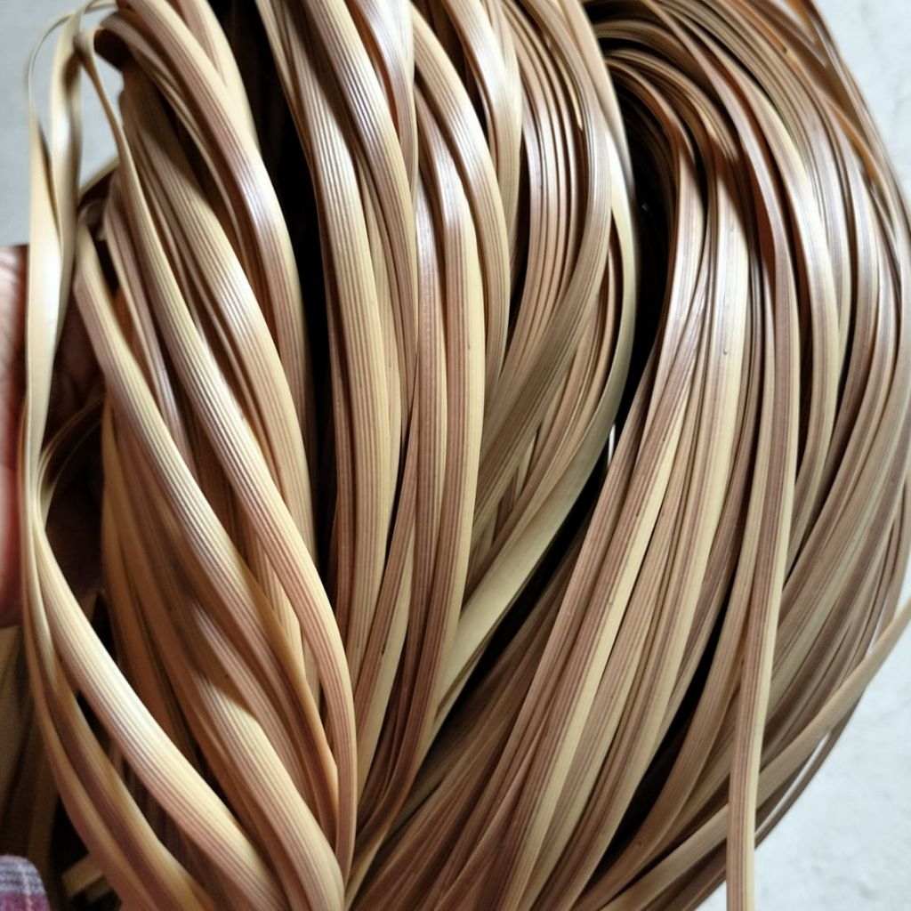 Bahan rotan plastik sintetis lesio warna kombinasi isi sekilo -+200m