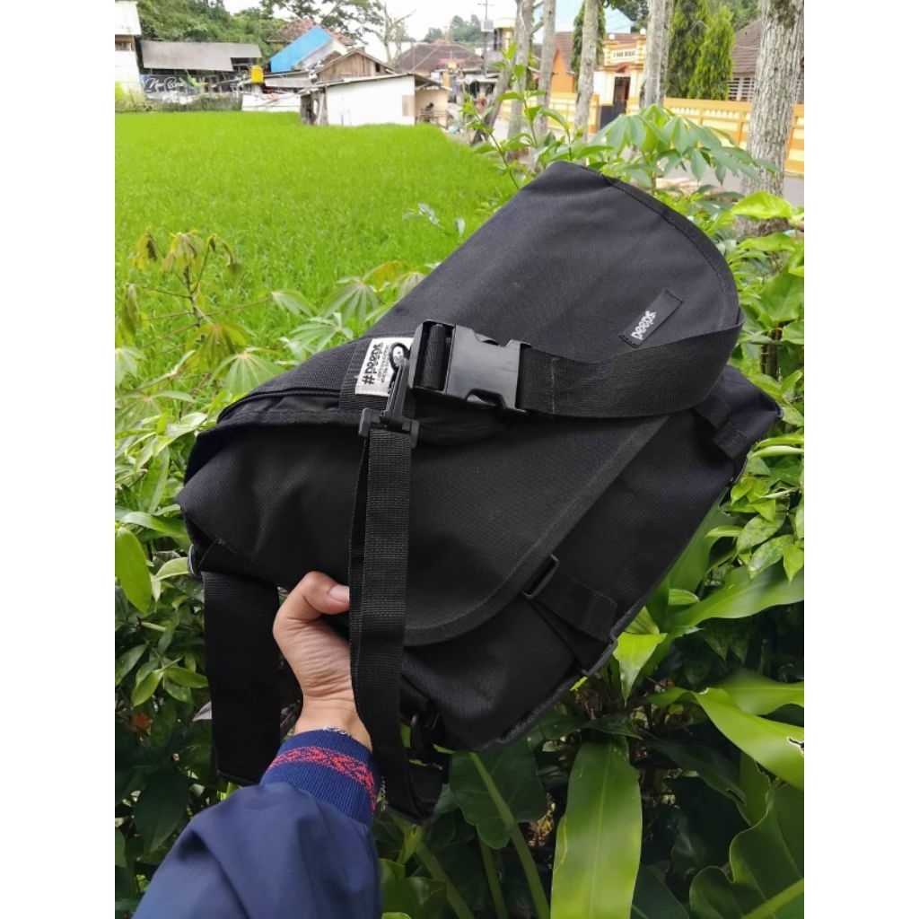 Messenger bag Slingbag PEEPS original