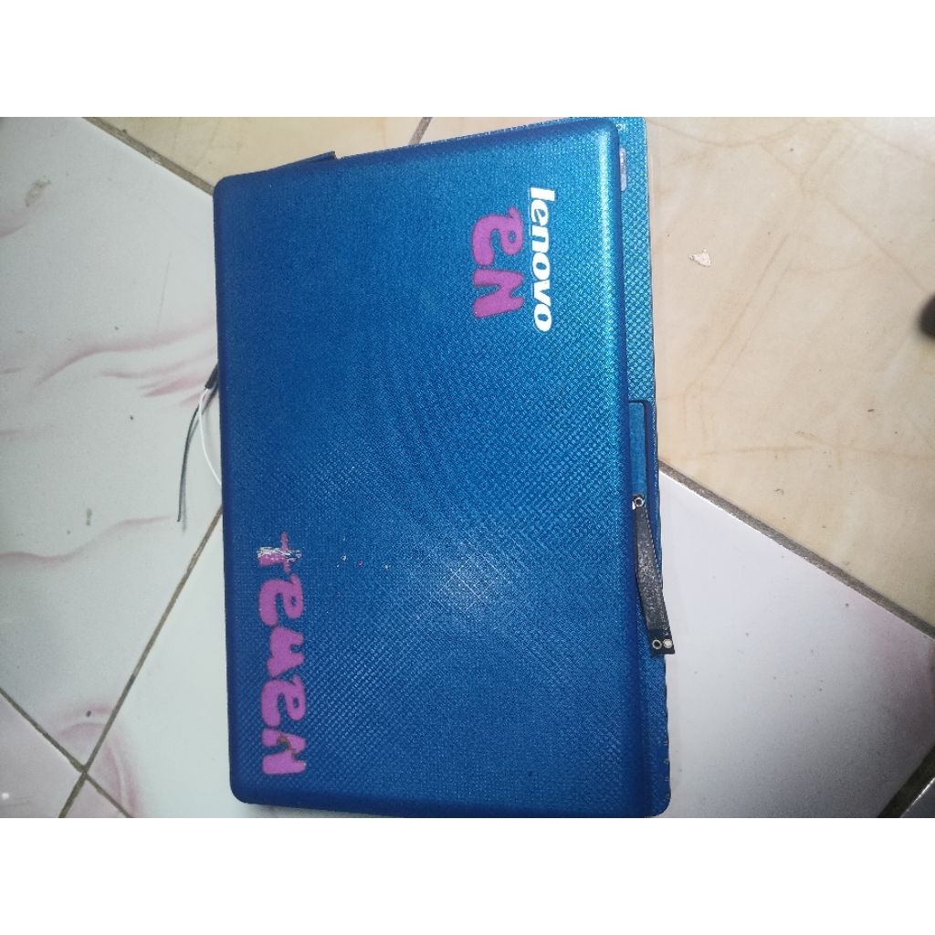 mesin notebook Lenovo Ideapad S110 nyala
