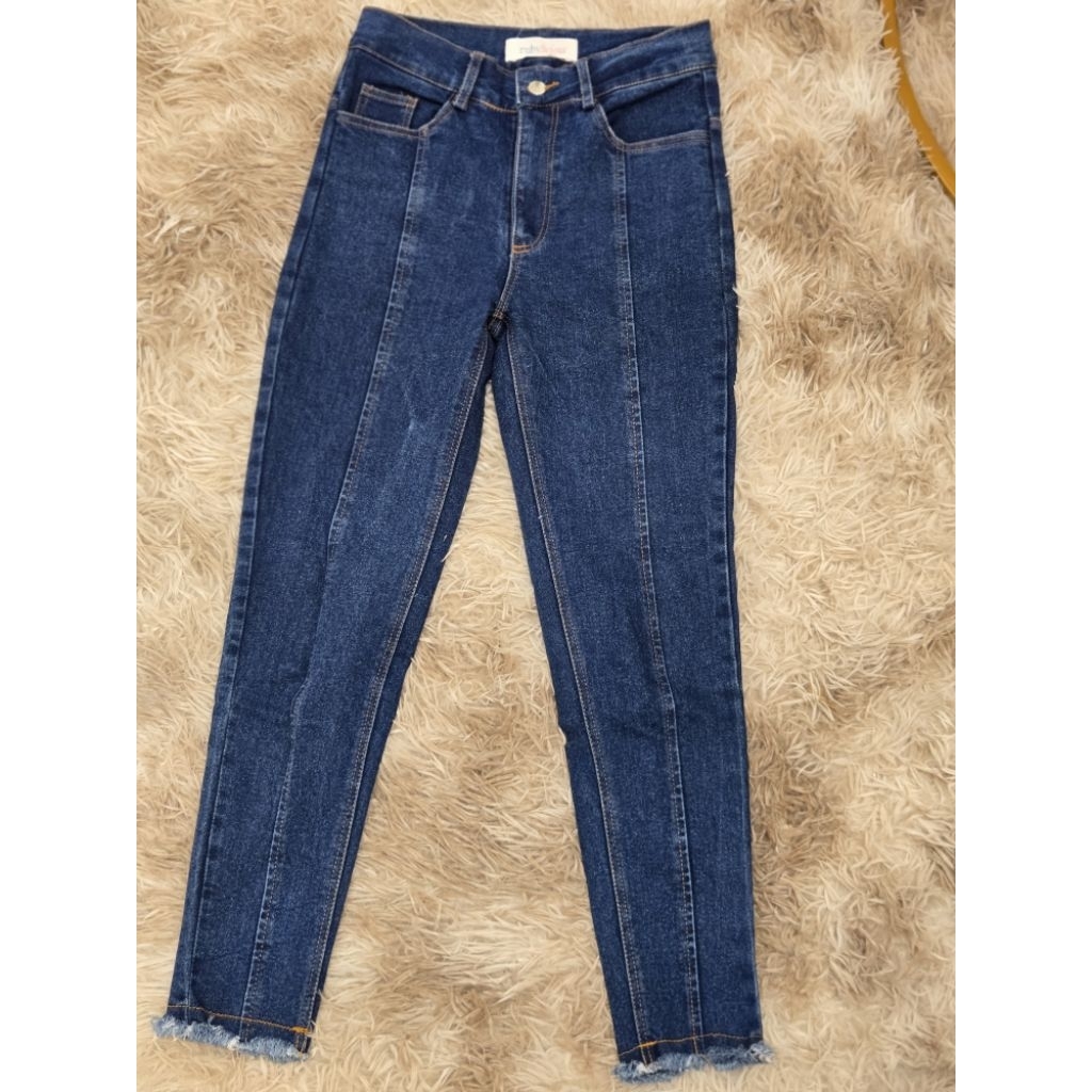 Preloved jeans rubylicious.