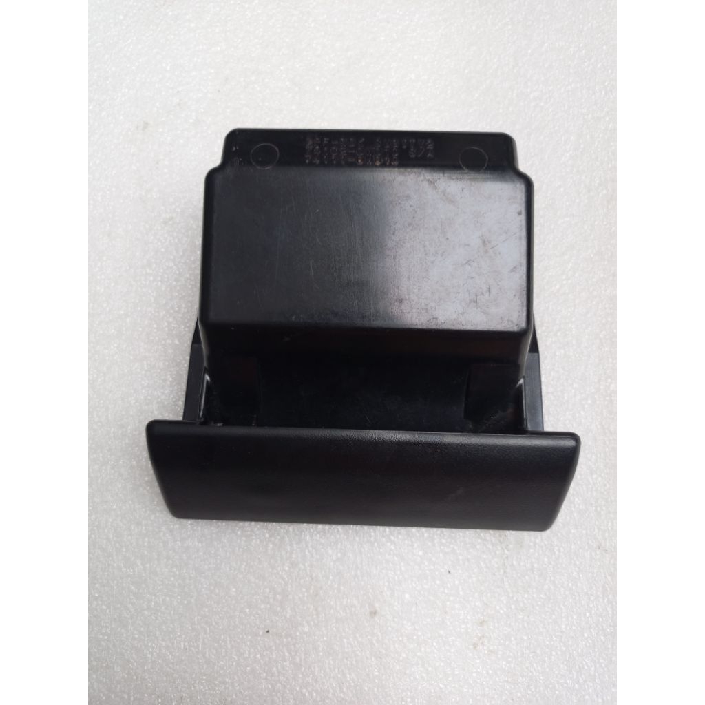 tutup laci asbak rokok kijang kapsul original