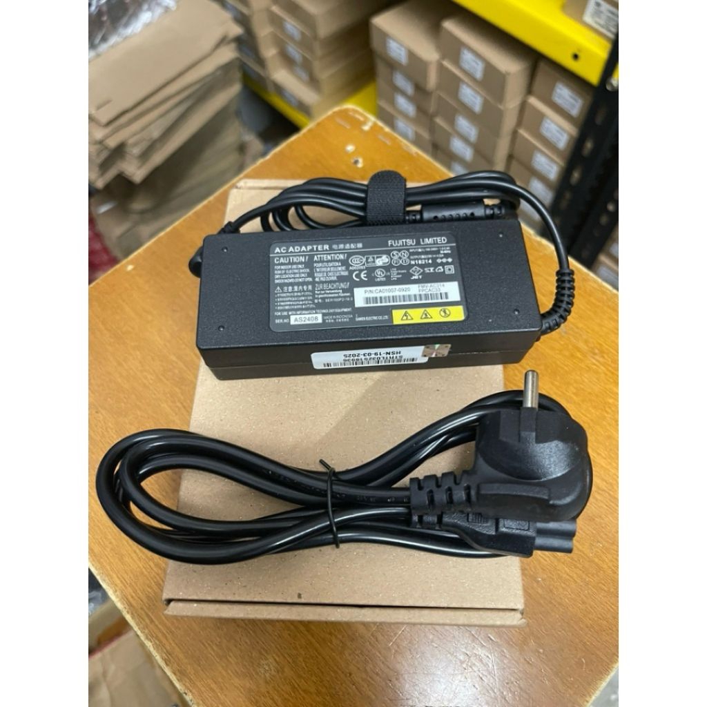 Adaptor Charger Laptop Fujitsu Lifebook ADP-80N AH531 AH550 B6220 AH532 AH530 AH522 19V 4.22A 80W