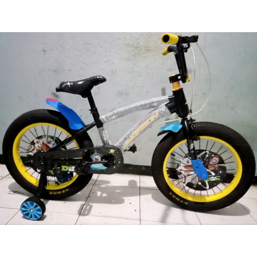 sepeda anak barang baru ukuran 18 inchi untuk anak umur 5-9 tahun.