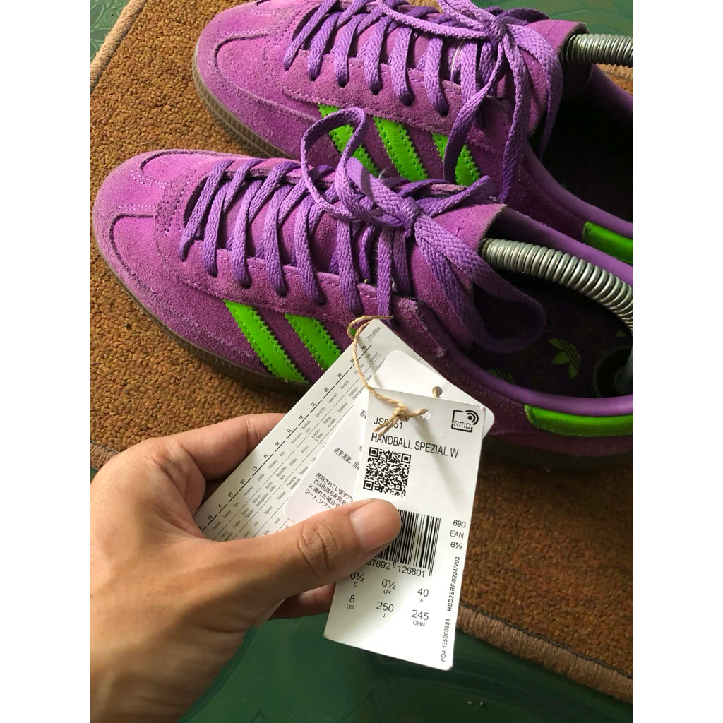 sepatu adidas size 40