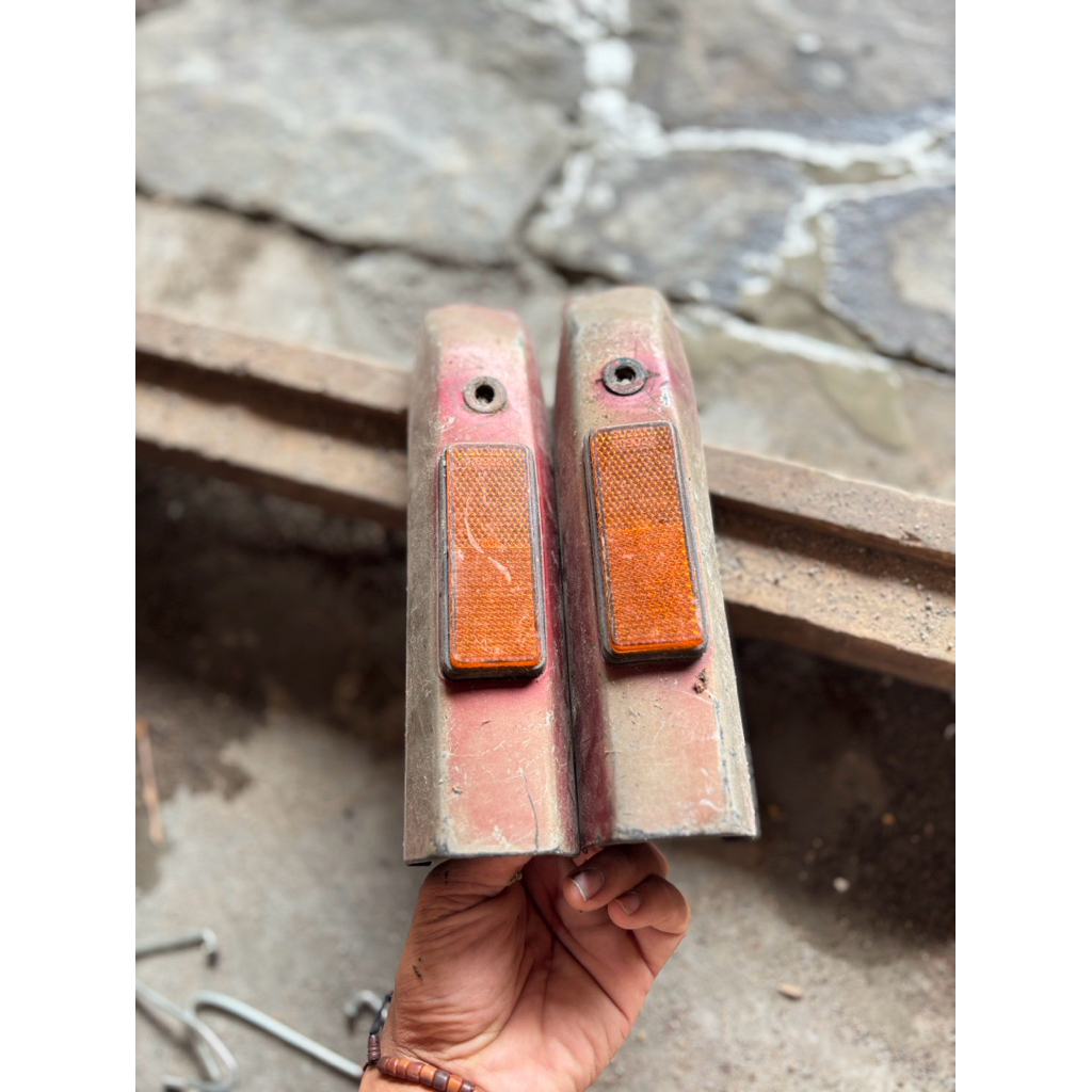 tutup shock depan suzuki RC 80 RC100 merah original