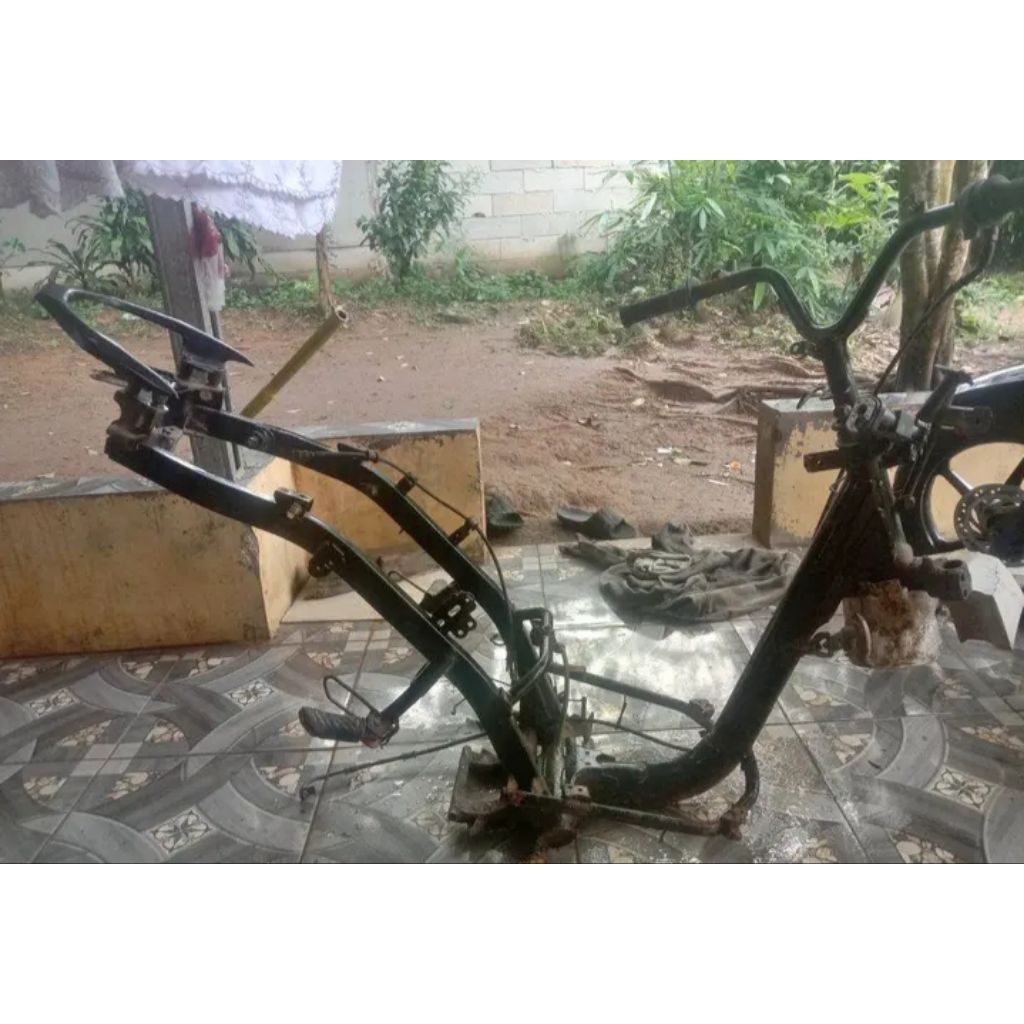 rangka batangan honda beat FI 2012/2016/barang asli original copotan masih bagus
