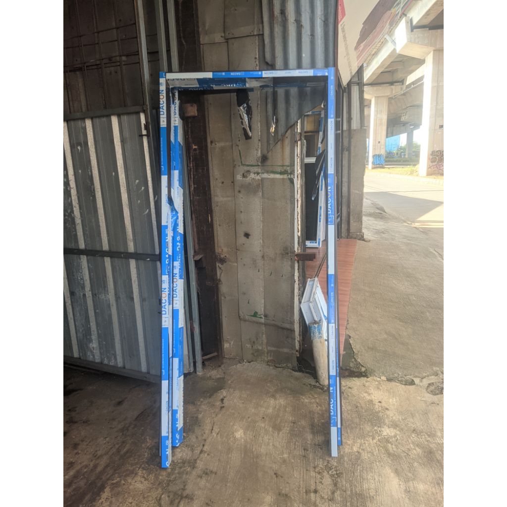 Kusen Aluminium 3 Inch bisa custom ukuran (hanya kusen saja)