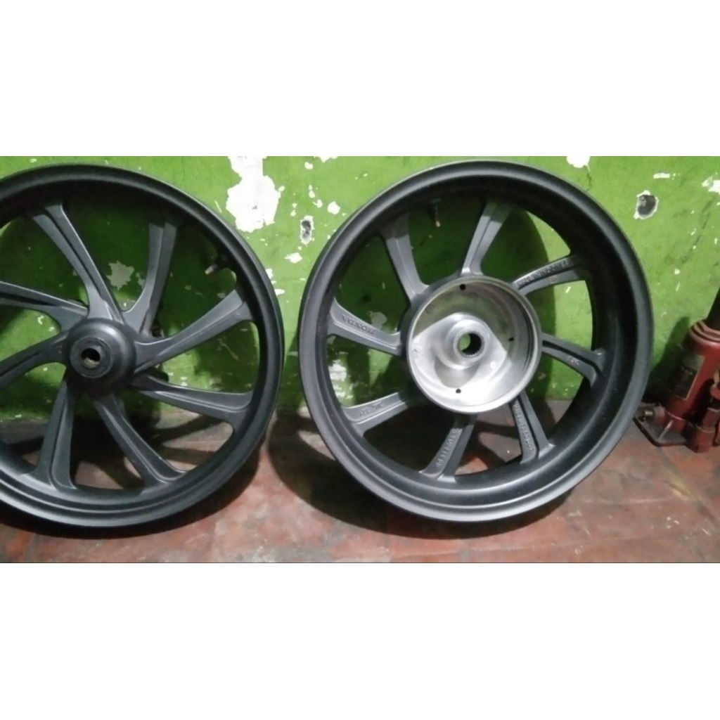 velg pcx 150 original copotan