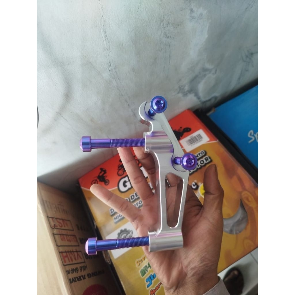 Baut Titanium kaliper dan Braket Kaliper Original Titanium