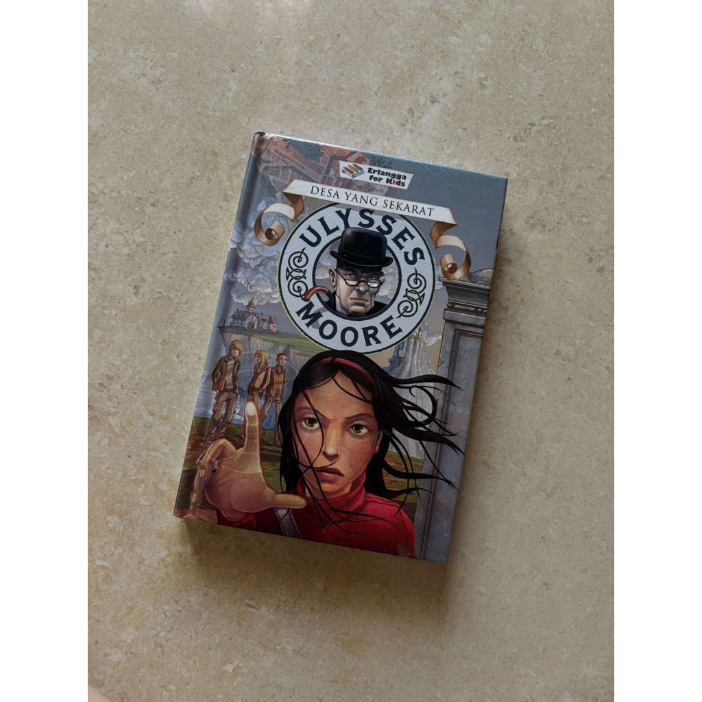 (new) Ulysses Moore 7: Desa yang Sekarat (Sealed)