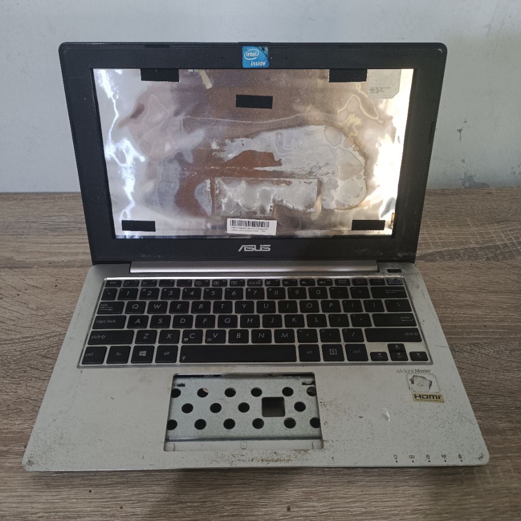 Casing Case Casing Kesing Laptop Asus X201 X201E Intel Celeron ram 4GB