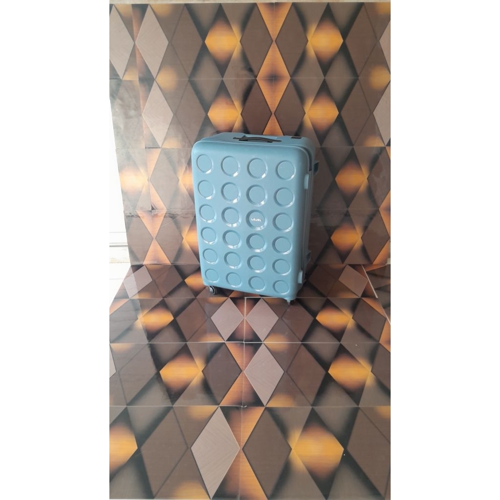 KOPER LOJEL VITA LARGE 32 INCH