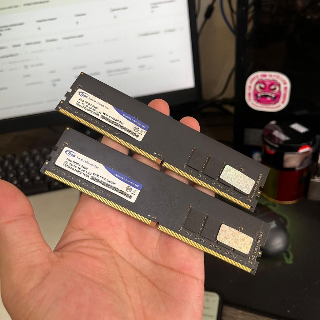 Memory RAM 8GB DDR4 kit 2x4gb team