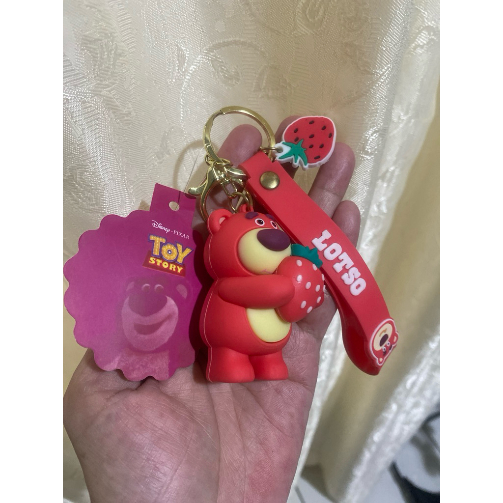 Gantungan kunci LOTSO disney