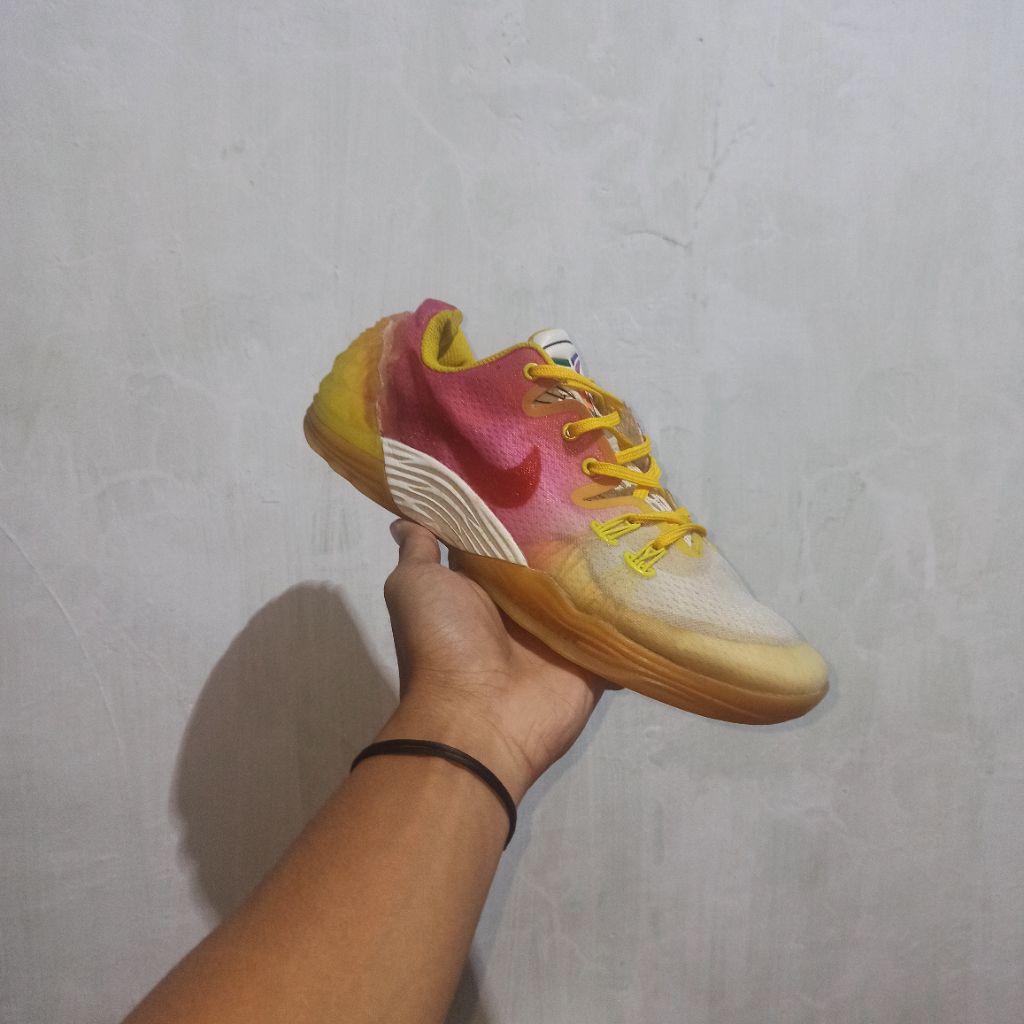 sepatu basket second kobe venomeno 5 size 41