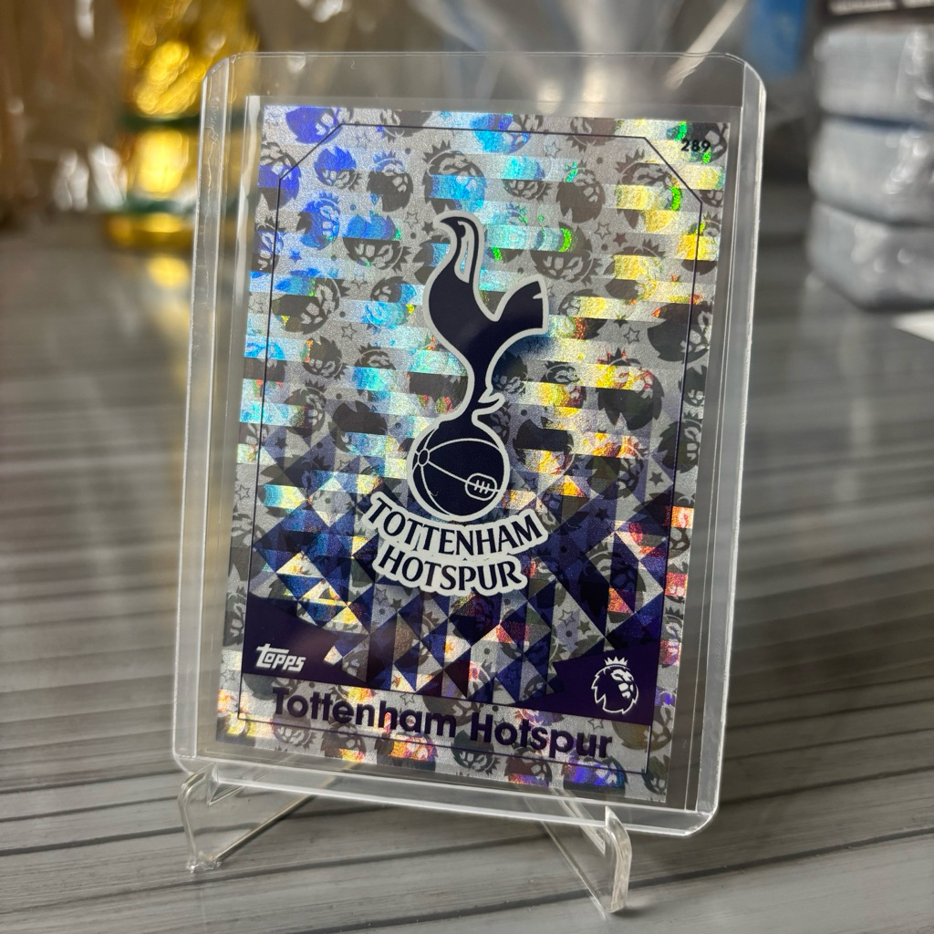 Kartu Bola Badge Tottenham Match Attax 2016/2017