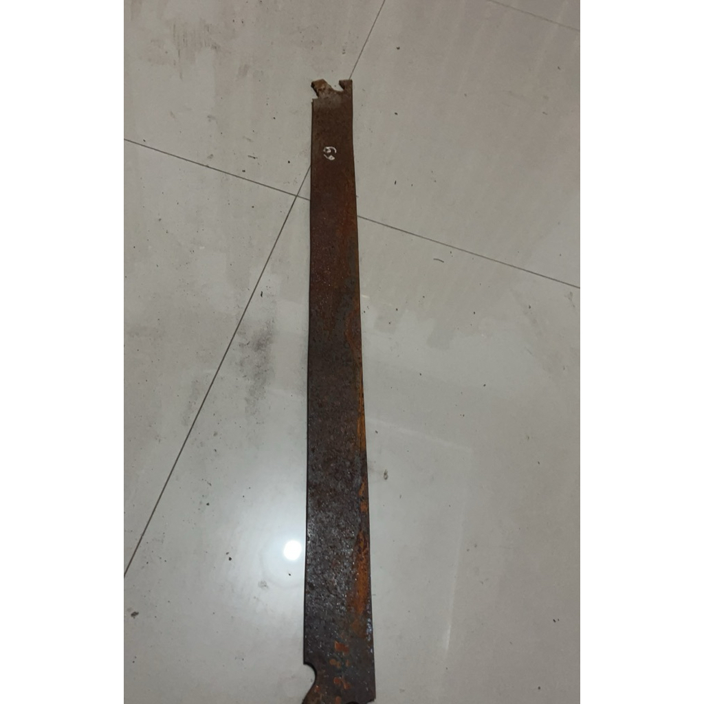 gergaji batu atau somel batu bahan pande besi / bahan bilah tebal 5mm panjang 69cm