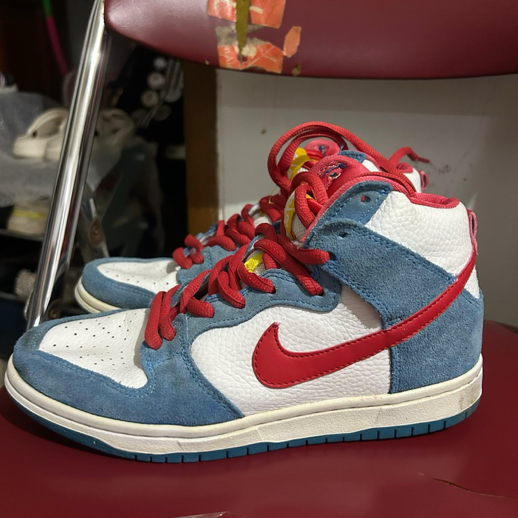 Nike SB Dunk High x Doraemon Blue Red White Biru Merah Putih Sneakers Sepatu Ori Original Authentic